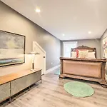 Pittsburgh Home Walkable Location!