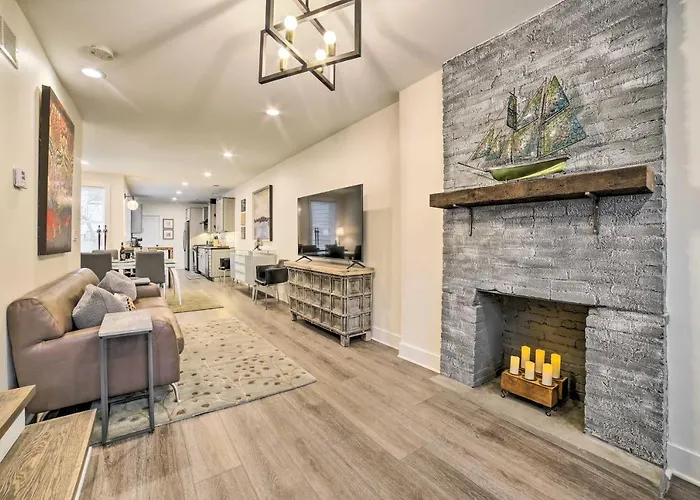 Pittsburgh Home Walkable Location!